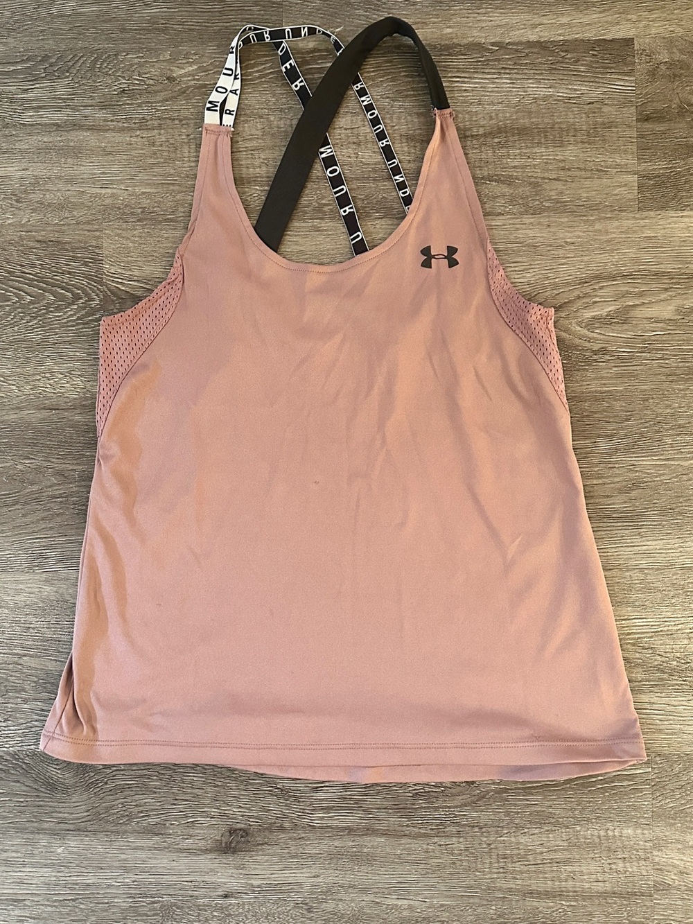 Under Armour Mauve Strappy Workout Tank Mesh Size Medium
